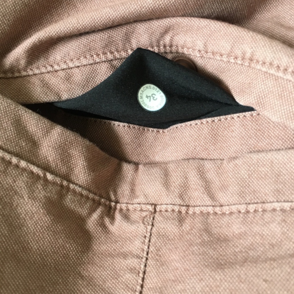 Lululemon men's classic fit 5 pocket pant. Size 34. - Picture 4 of 14